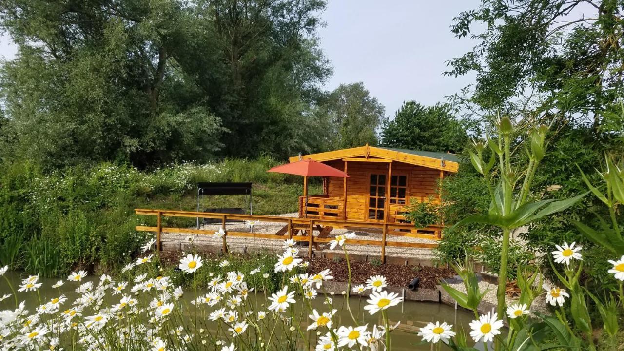 East Pool Cabin Lincoln Esterno foto
